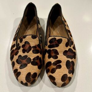 Aerosoles Betunia leopard print cow hair Women's Loafers size 6.5
